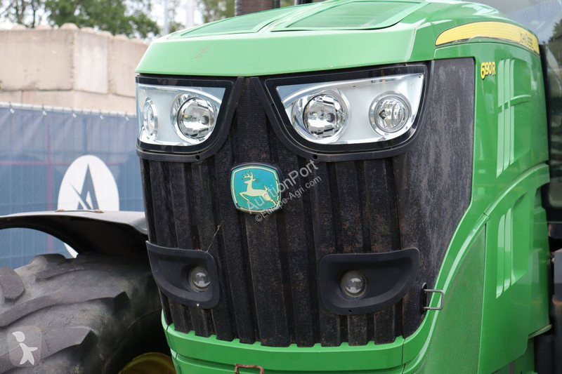Zemědělský traktor John Deere 6190R