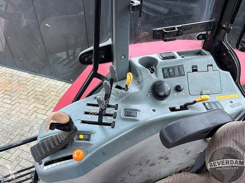 Zemědělský traktor Case Maxxum MX 135