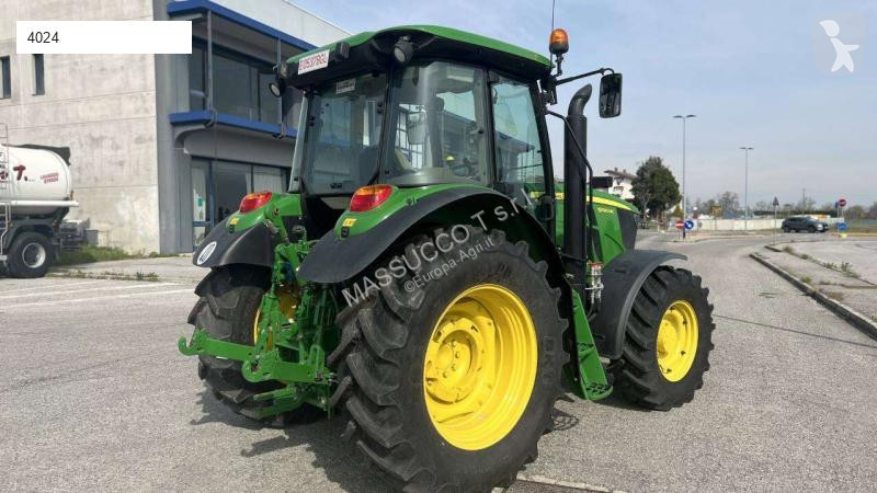 Tractor agrícola John Deere 6090MC 4X4