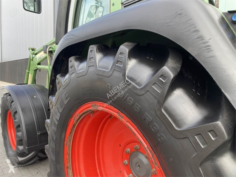 Landbrugstraktor Fendt 409 vario met Stoll FZ...