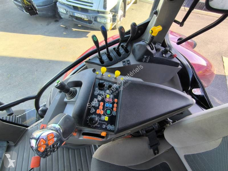 Tracteur agricole Case IH 135
