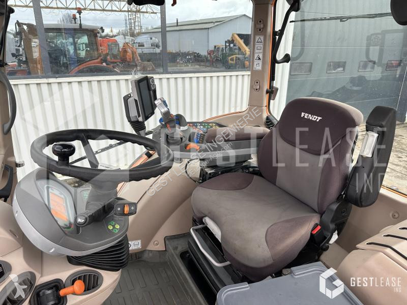 Tracteur agricole Fendt  516 VARIO PROFI