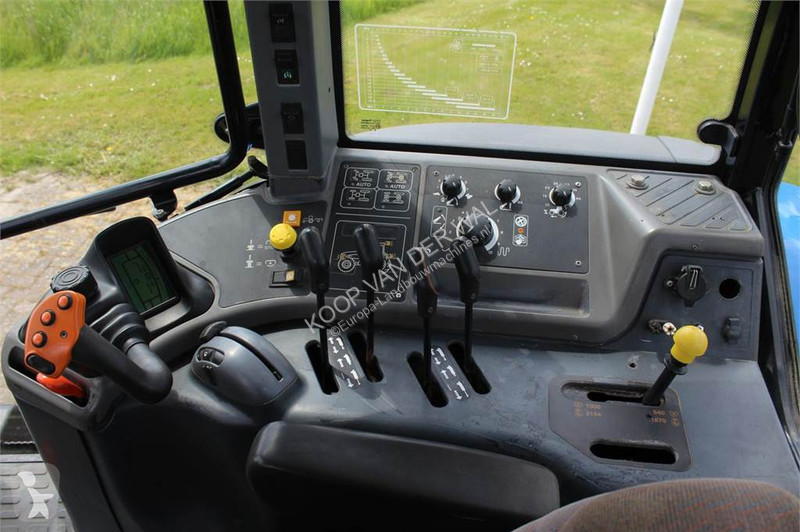 Landbrugstraktor New Holland TM175