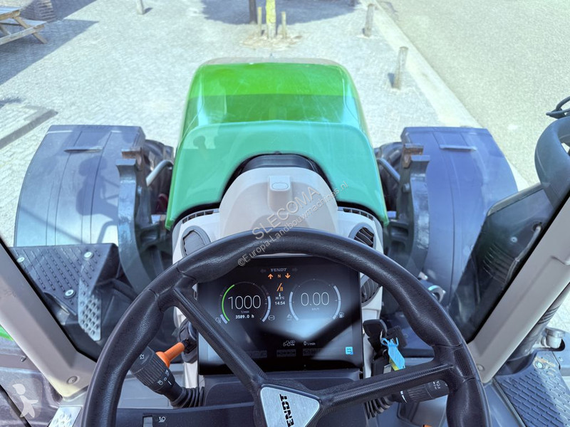 Tractor Fendt 718 Vario PowerPlus ONE