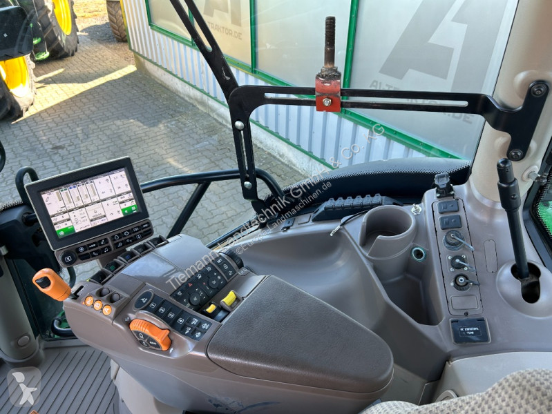 Trattore John Deere 6145R