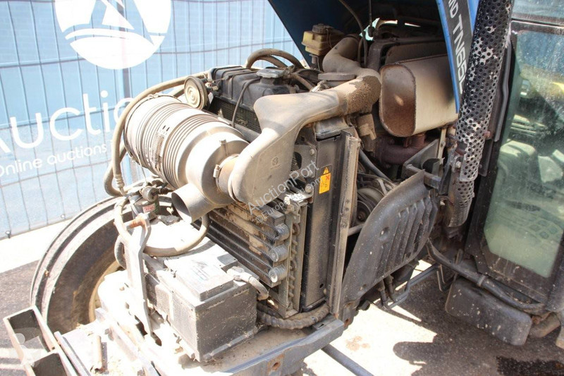 Tracteur agricole New Holland TN65D