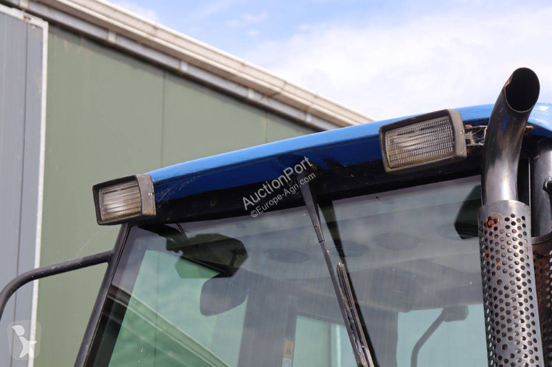 Tracteur agricole New Holland TL90