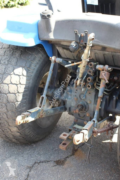Tracteur agricole New Holland TC40D