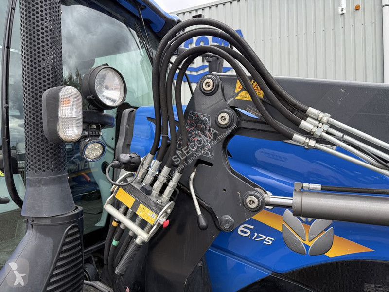Tracteur agricole New Holland T6.175 AC T4B
