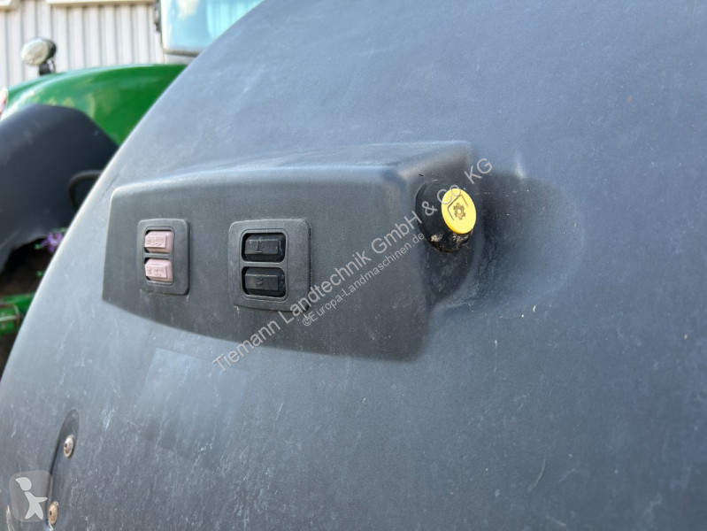 Trattore John Deere 7290R