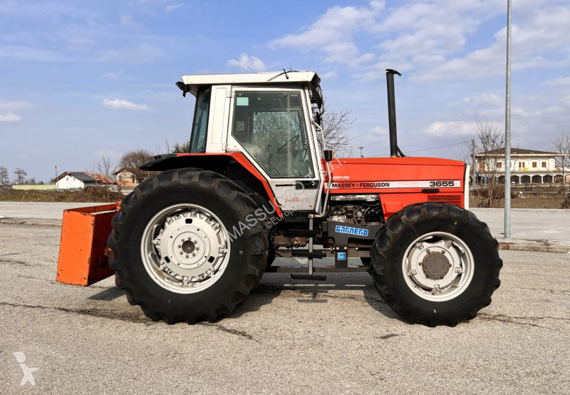 Landbrugstraktor Massey Ferguson MF3655 4X4