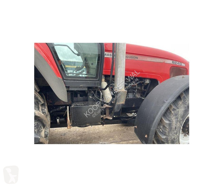 Landbrugstraktor Massey Ferguson 8240