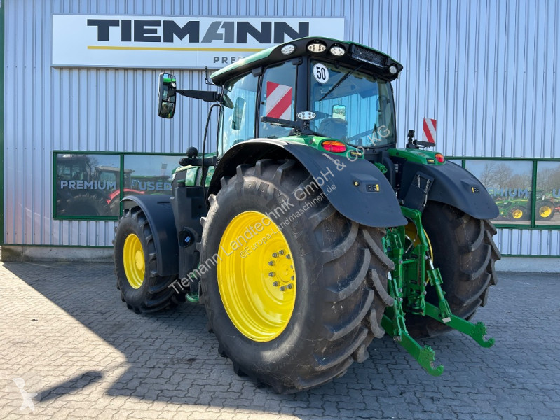 Landbrugstraktor John Deere 6R mit Power Gard