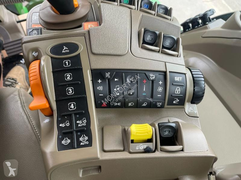 Lantbrukstraktor John Deere 410 EVT