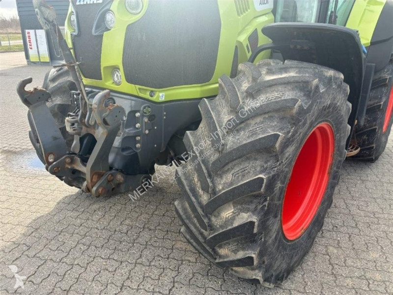 Lantbrukstraktor Claas  Axion 830 CIS+