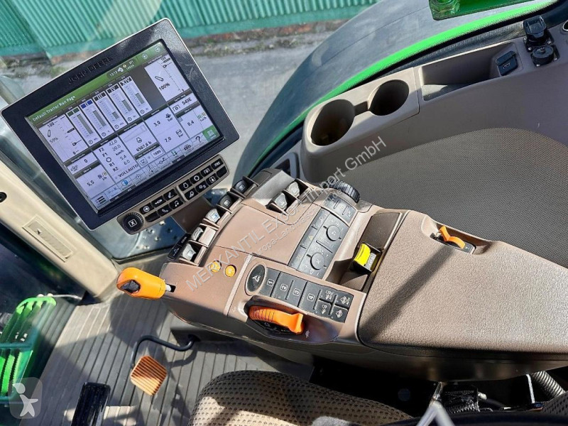 Lantbrukstraktor John Deere 7310R - E23