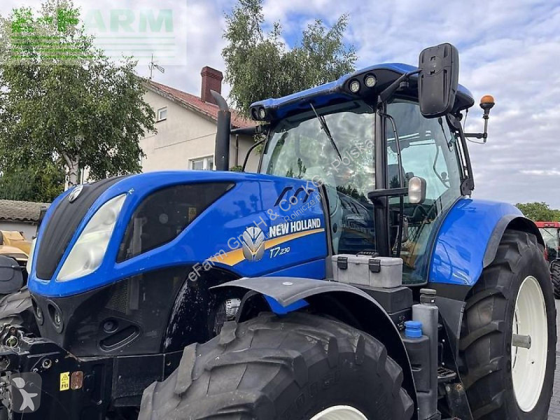 Traktor New Holland  t7.230 power command
