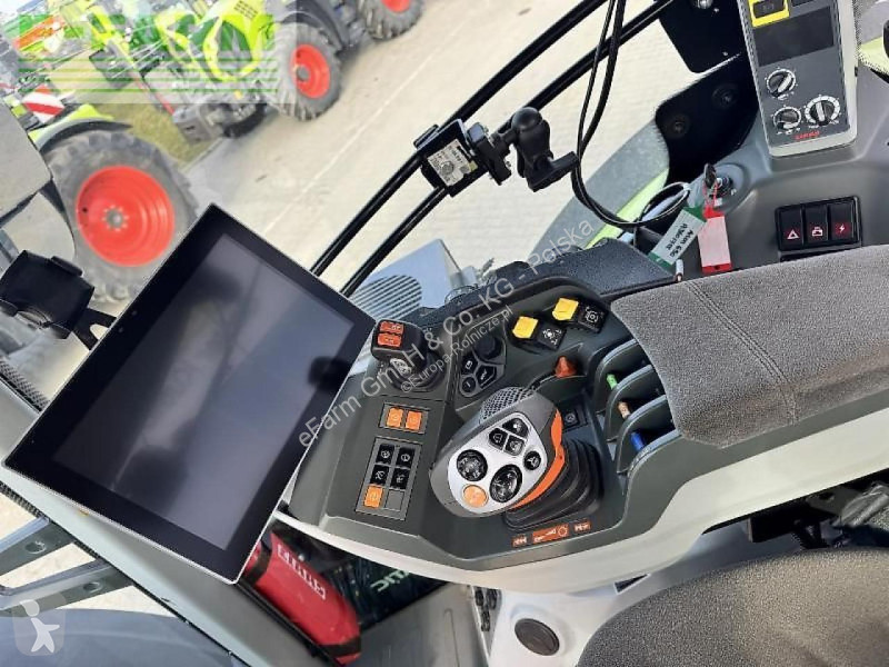 Traktor Claas  axion 830
