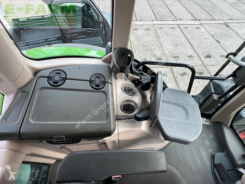 Landbrugstraktor Fendt  826 vario profiplus...