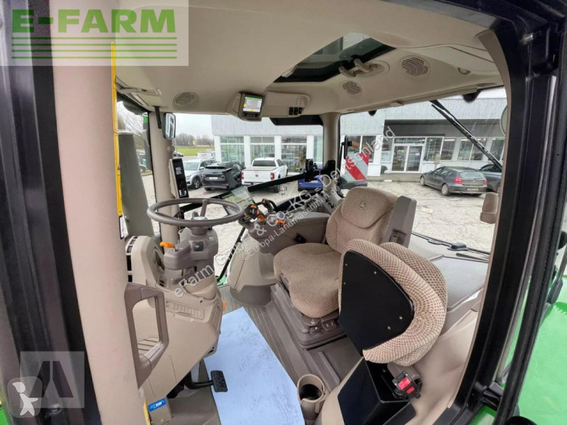 Landbrugstraktor John Deere  6r215