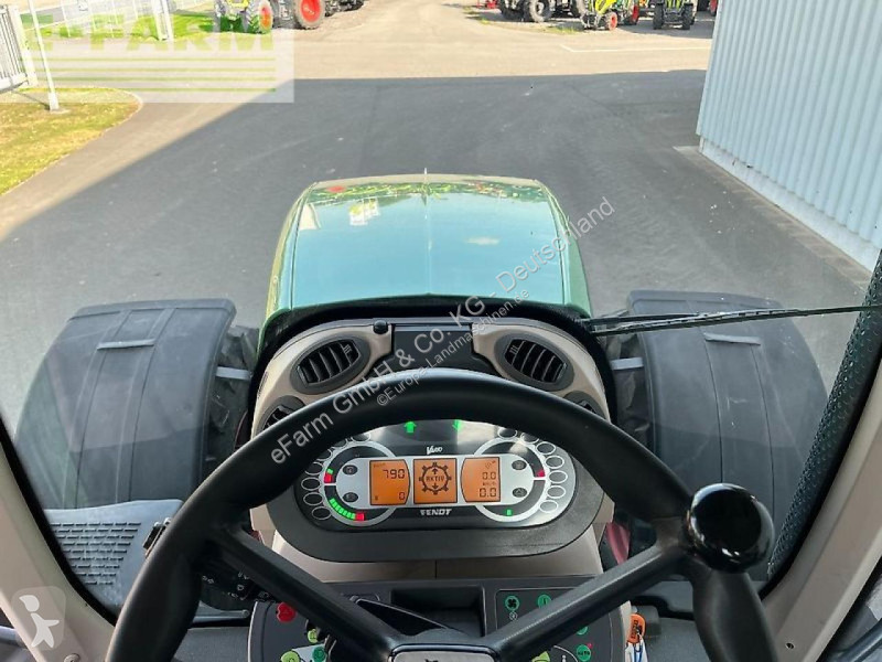 Landbrugstraktor Fendt  828 vario profi plus