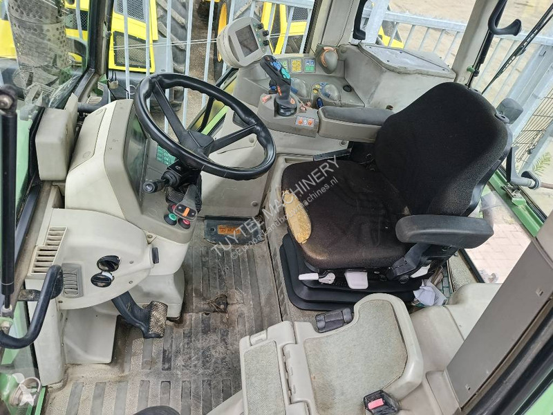 Lantbrukstraktor Fendt 712 Vario TMS fronthef...