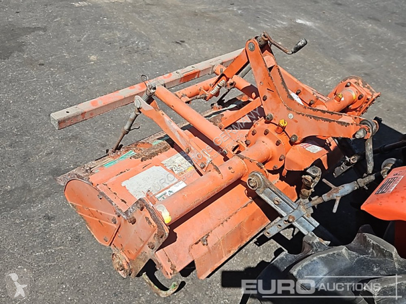 Lantbrukstraktor Hinomoto CX18