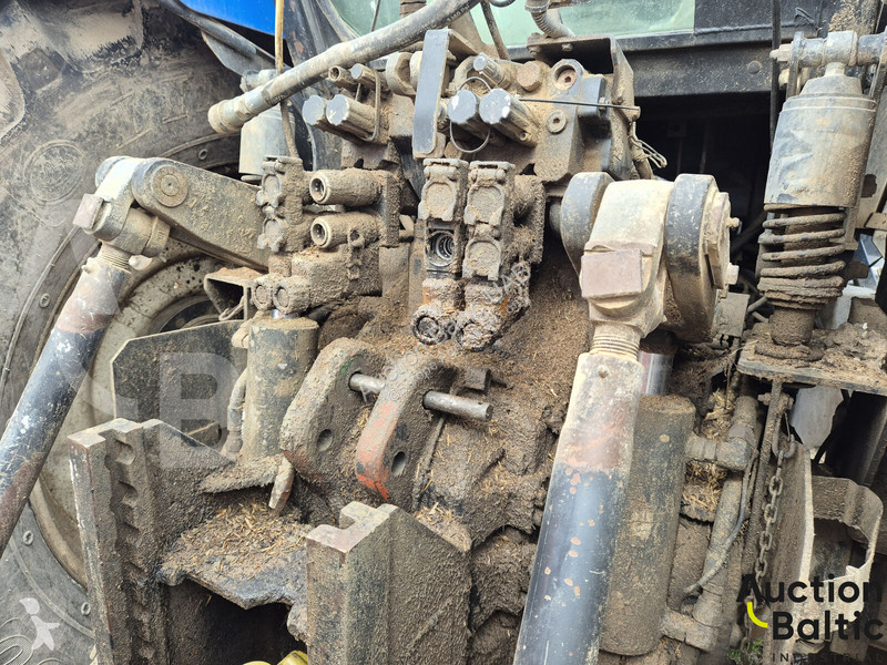 Lantbrukstraktor New Holland TM 190