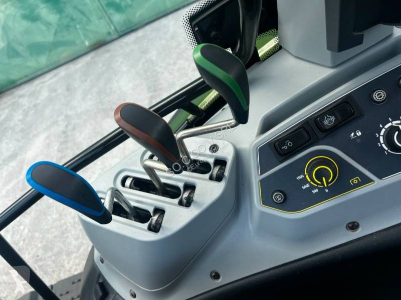 Lantbrukstraktor Valtra G125