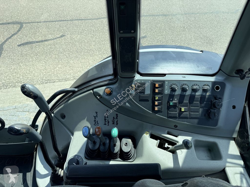 Valtra T191 HiTech tractor