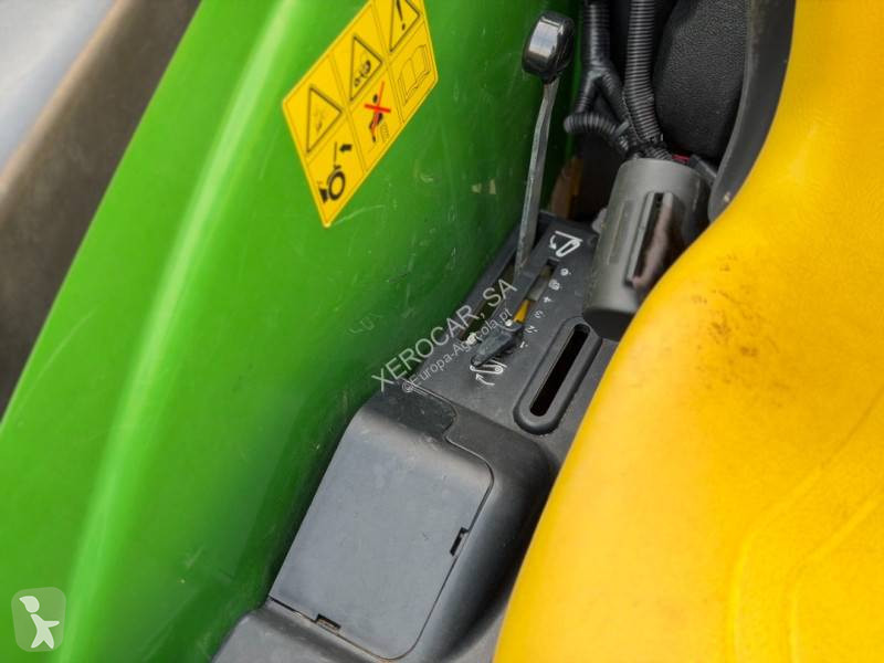 Lantbrukstraktor John Deere 4049 M 4RM