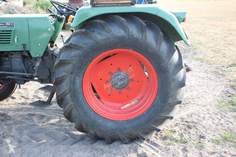 Lantbrukstraktor Fendt Fendt Farmer 102