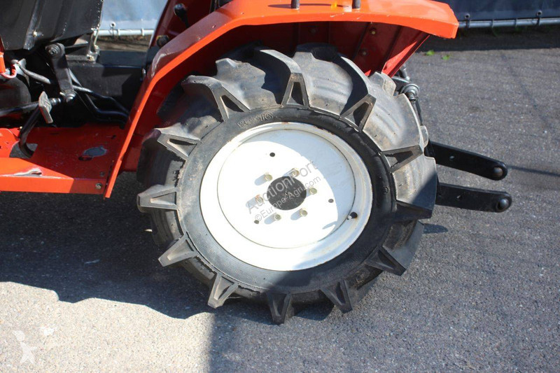 Lantbrukstraktor Mitsubishi MTX15