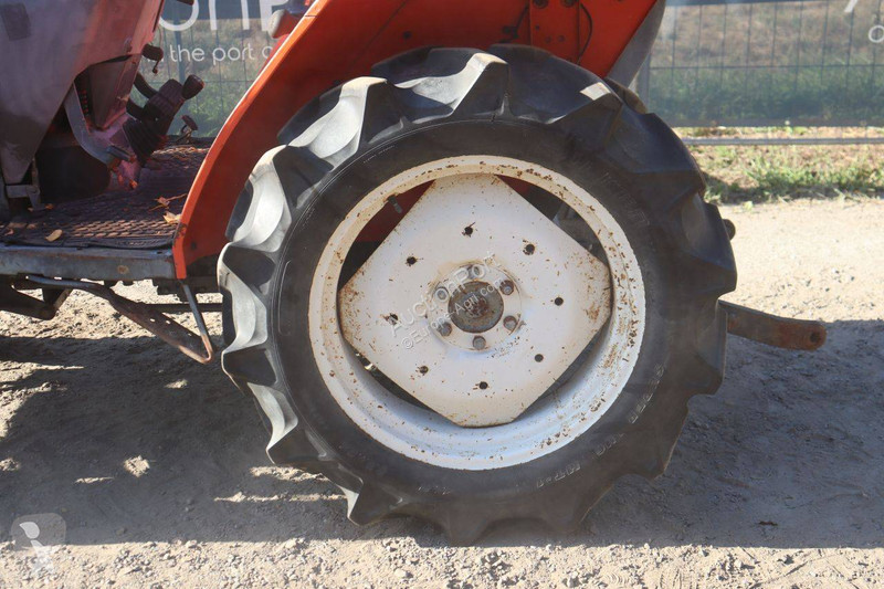 جرار زراعي Kubota GL-23