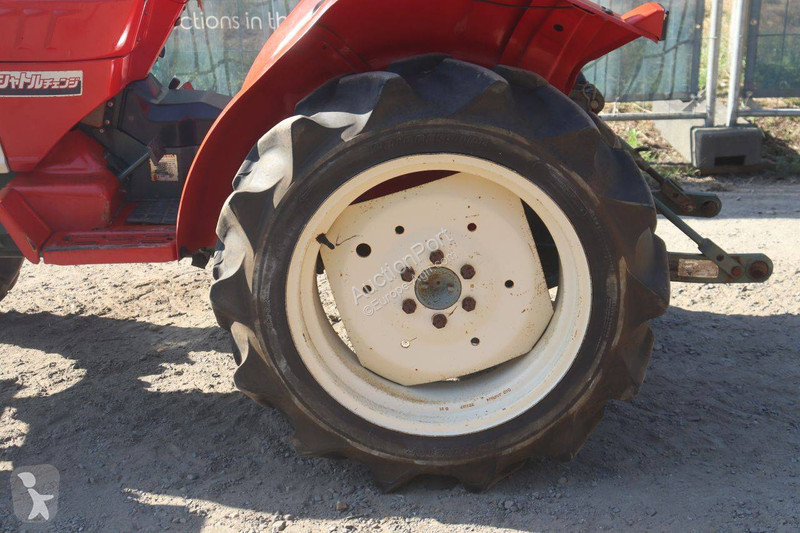 جرار زراعي Yanmar YM1720D