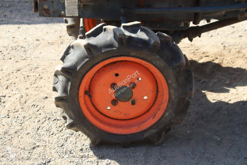 Tractor Kubota B6001