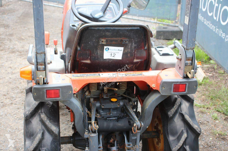 Сільськогосподарський трактор Kubota...
