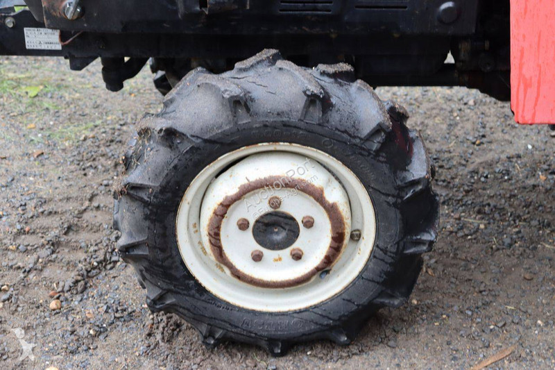 Mitsubishi MT15D tractor