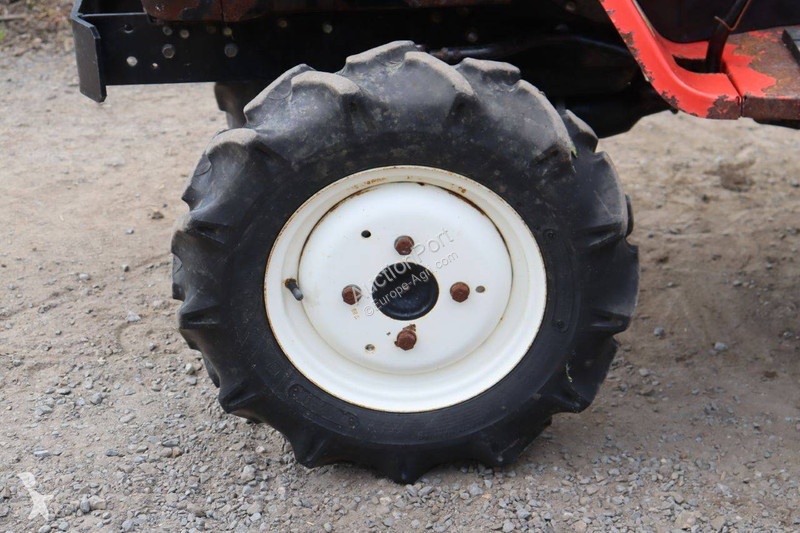Mitsubishi MT15F tractor