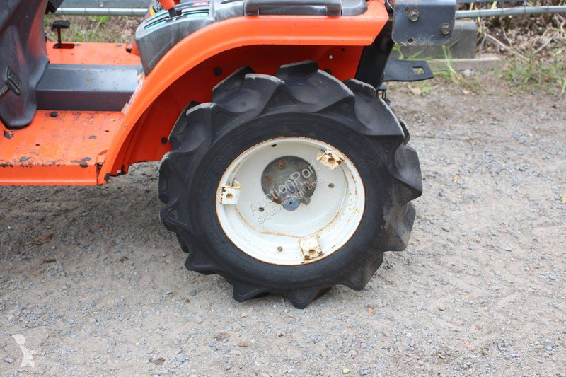 Kubota KJ11 tractor