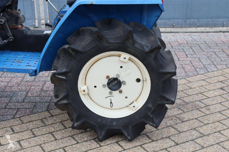 Tracteur agricole Iseki TU1400F