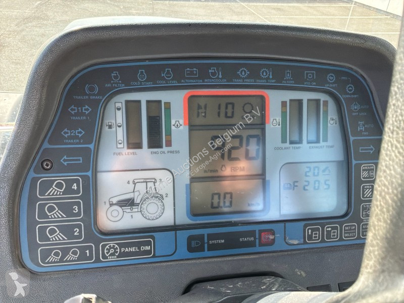 Tracteur agricole Ford 8870 DT