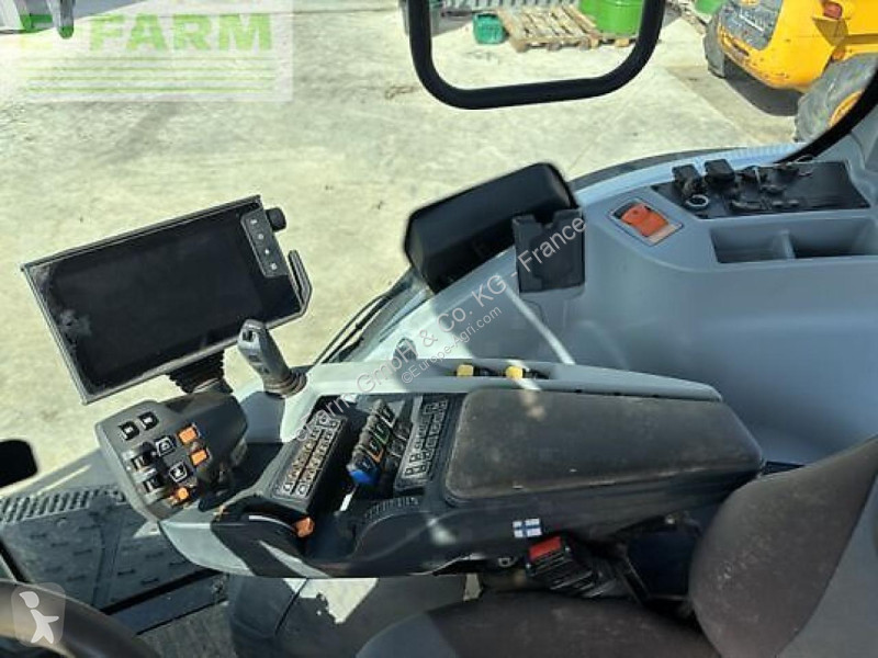Tractor Valtra  n 135 direct