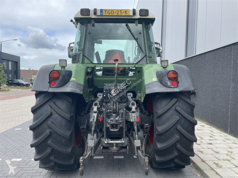 Tracteur agricole Fendt 716 Vario Com1