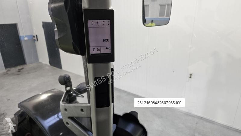 Landbrugstraktor Claas Arion 640