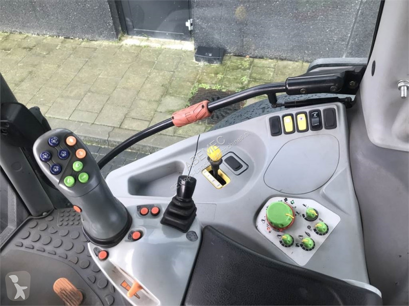 Tractor Deutz Agrotron ttv430 met brede wielen