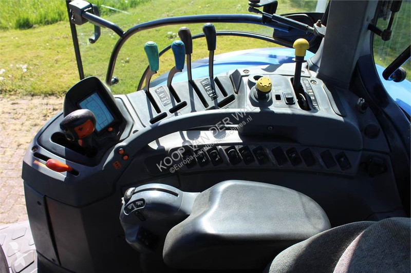Tractor New Holland TSA135A