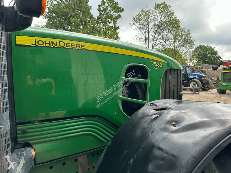 Tractor John Deere 7530
