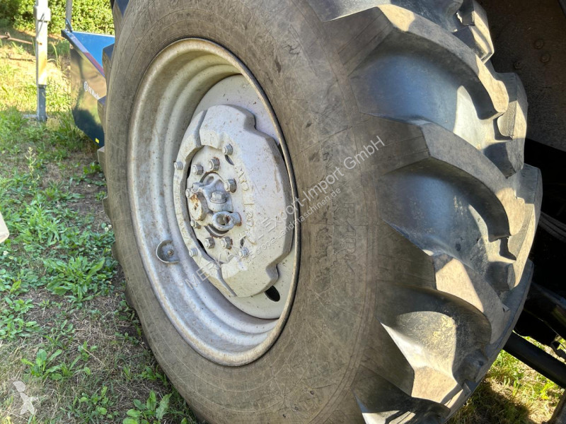 Tractor Belarus  MTS 820