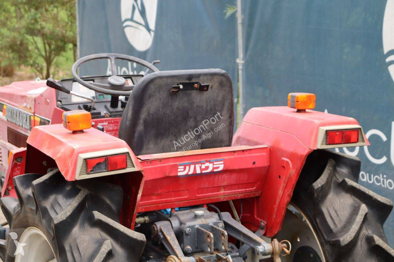 Tracteur agricole Shibaura P21F